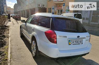 Універсал Subaru Outback 2004 в Києві