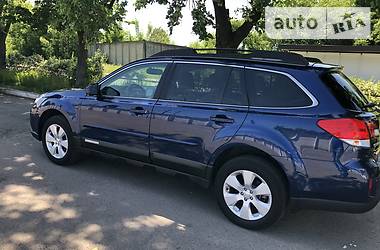 Універсал Subaru Outback 2011 в Черкасах