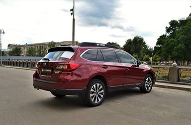 Позашляховик / Кросовер Subaru Outback 2015 в Харкові