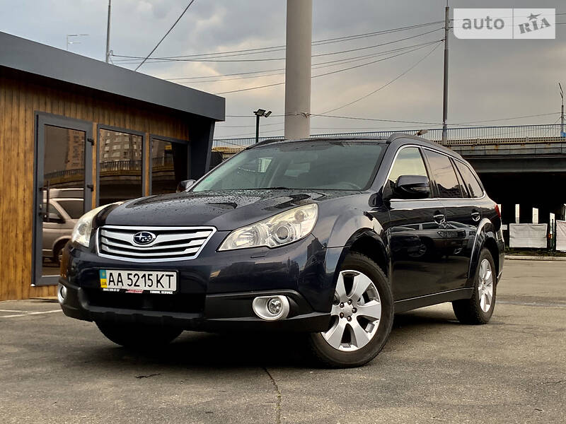 Универсал Subaru Outback 2011 в Киеве