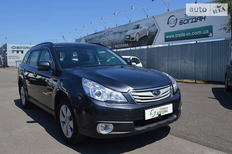 Позашляховик / Кросовер Subaru Outback 2011 в Києві