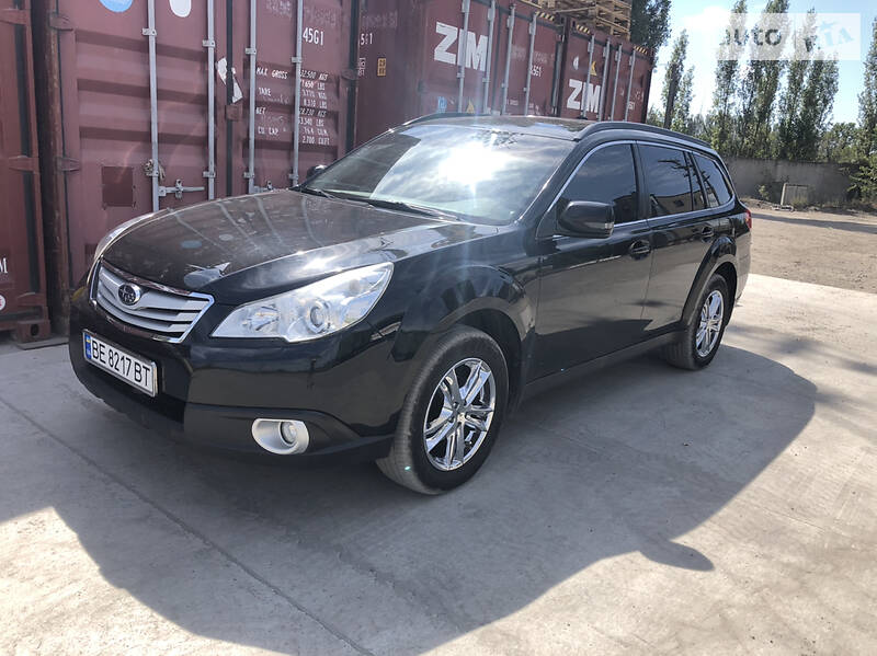 Позашляховик / Кросовер Subaru Outback 2011 в Миколаєві