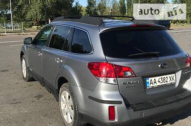 Внедорожник / Кроссовер Subaru Outback 2011 в Киеве