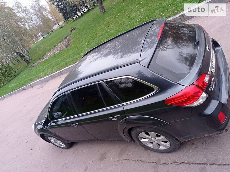 Позашляховик / Кросовер Subaru Outback 2011 в Житомирі