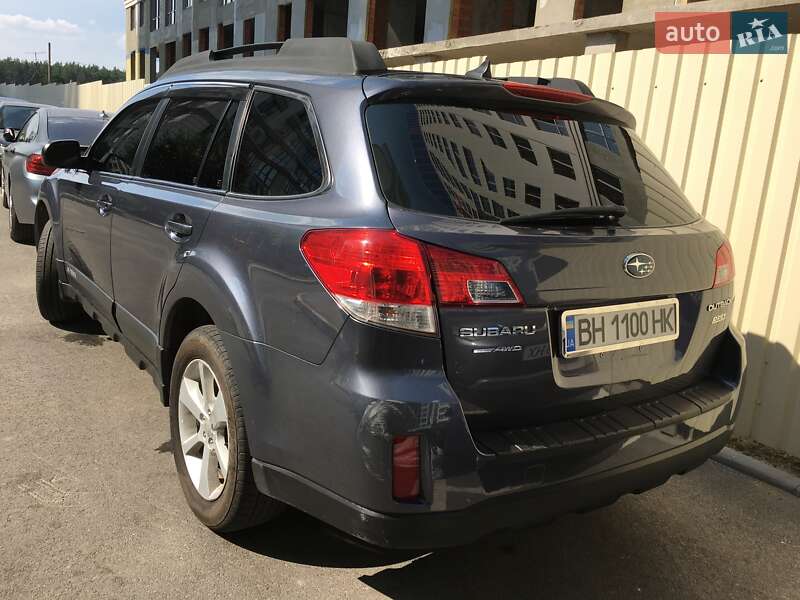 Универсал Subaru Outback 2013 в Киеве