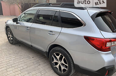 Внедорожник / Кроссовер Subaru Outback 2015 в Одессе