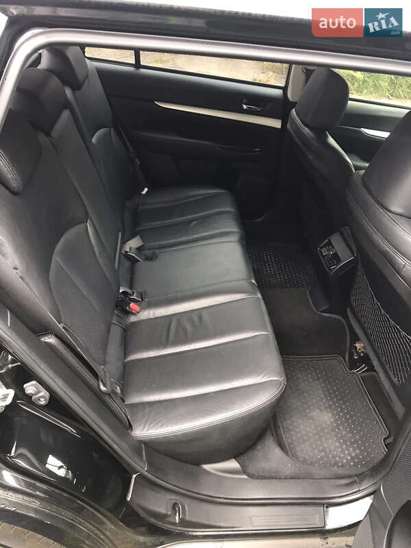 Універсал Subaru Outback 2011 в Києві