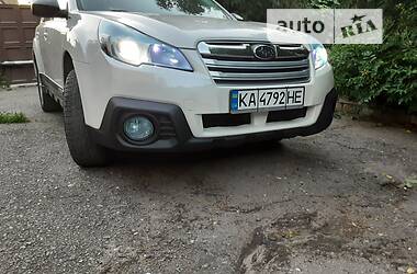 Внедорожник / Кроссовер Subaru Outback 2014 в Харькове