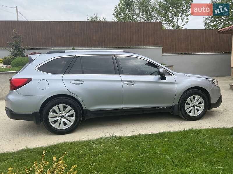 Универсал Subaru Outback 2015 в Ужгороде