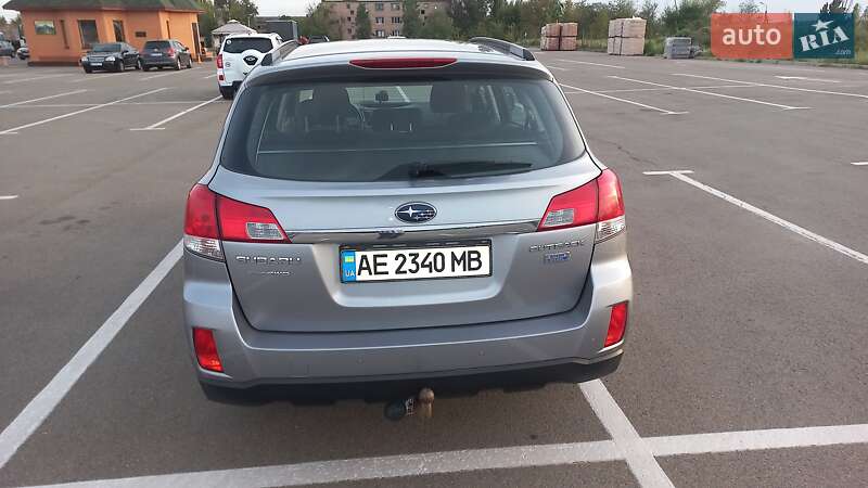 Универсал Subaru Outback 2010 в Кривом Роге