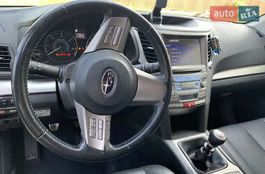 Універсал Subaru Outback 2010 в Одесі