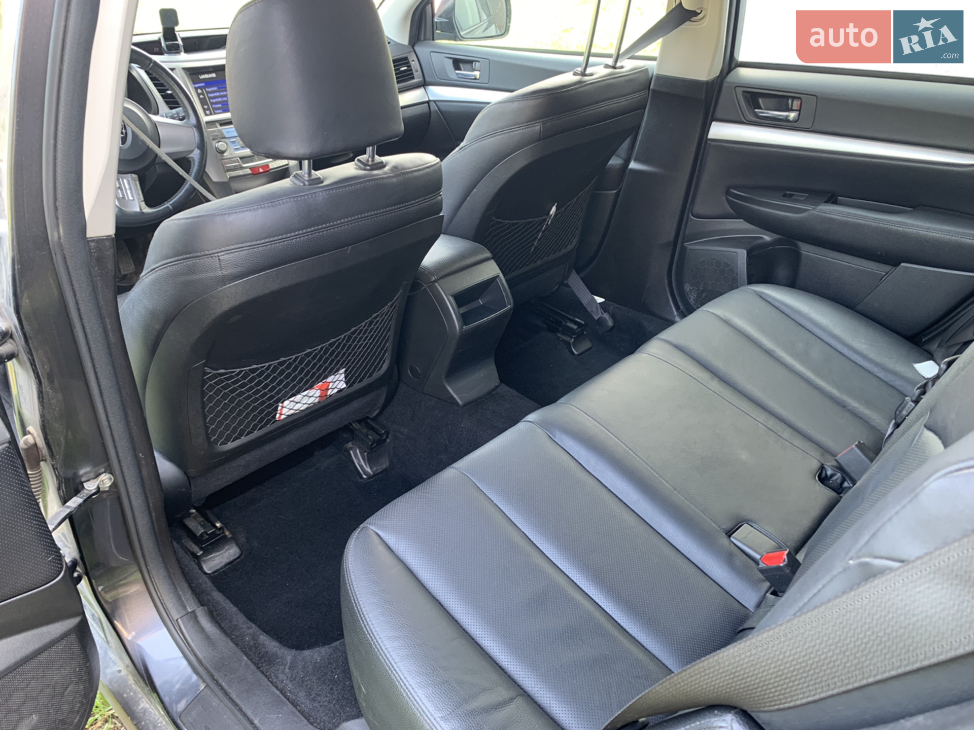 2010 Subaru Outback - мініатюра 6