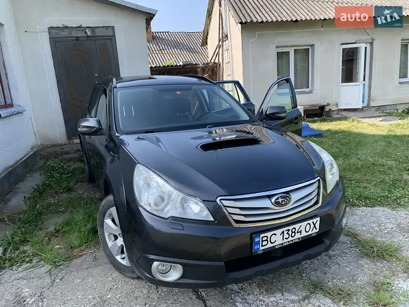 Subaru Outback 2010