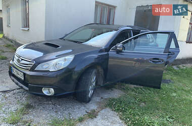 Универсал Subaru Outback 2010 в Одессе