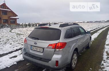 Внедорожник / Кроссовер Subaru Outback 2012 в Луцке