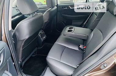 Внедорожник / Кроссовер Subaru Outback 2018 в 
