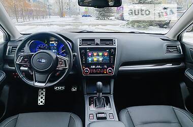 Внедорожник / Кроссовер Subaru Outback 2018 в 
