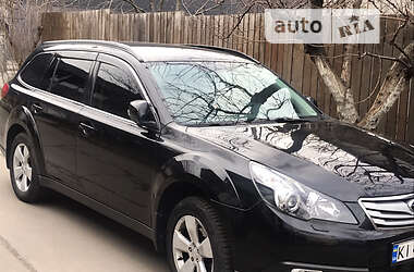 Универсал Subaru Outback 2011 в Киеве