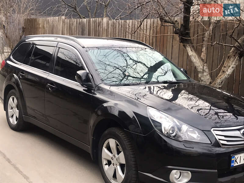 Універсал Subaru Outback 2011 в 