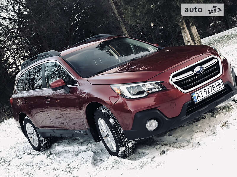 Позашляховик / Кросовер Subaru Outback 2015 в Бурштині