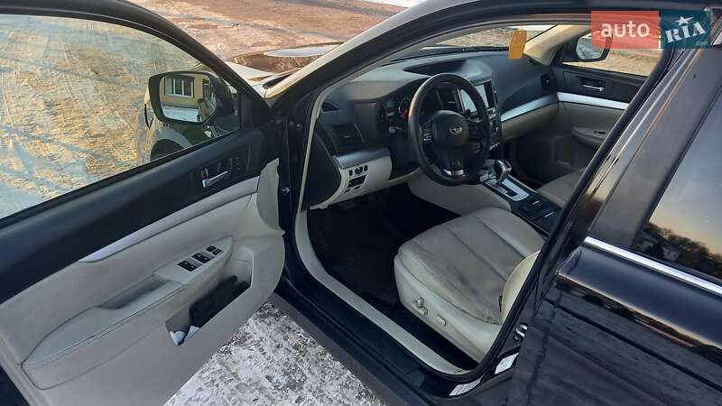 Універсал Subaru Outback 2013 в Білогір'ї фото 10 Універсал Subaru Outback 2013 в Білогір'ї