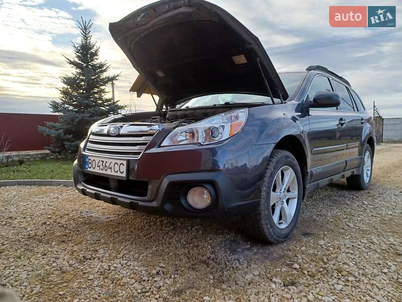 Універсал Subaru Outback 2012 в Тернополі