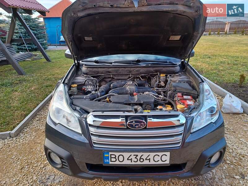 Універсал Subaru Outback 2012 в Тернополі
