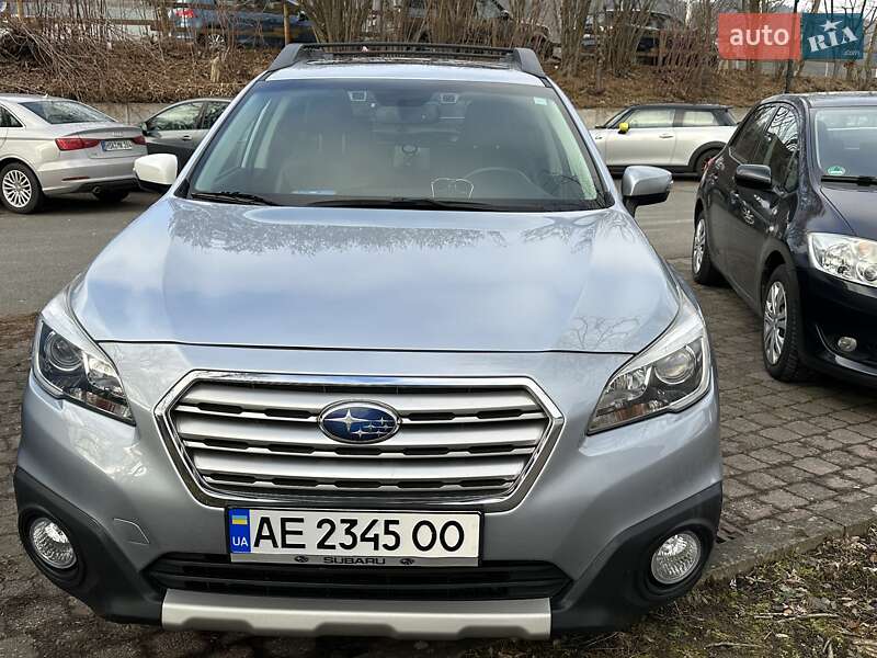 Универсал Subaru Outback 2015 в 