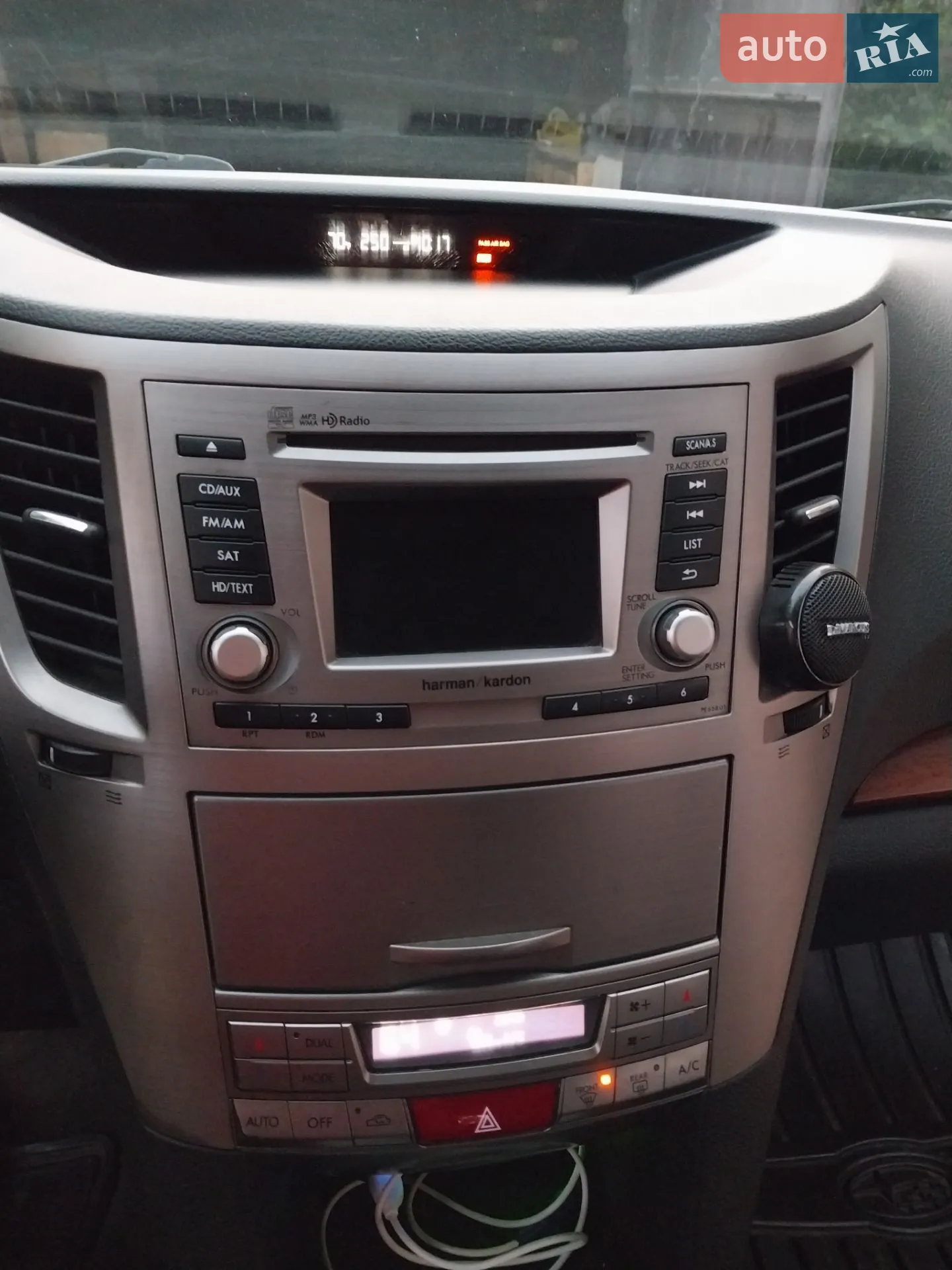 2013 Subaru Outback - мініатюра 11