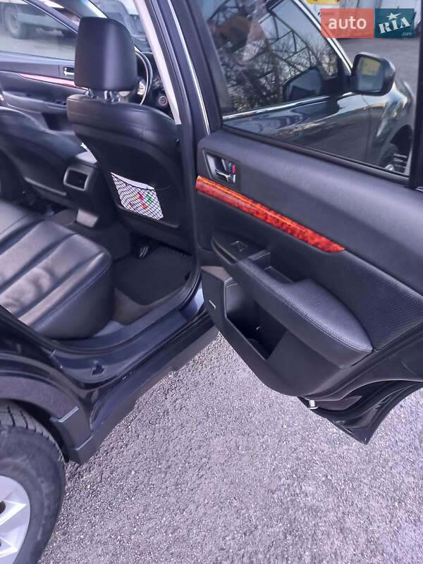 Универсал Subaru Outback 2012 в Виннице