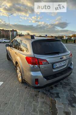 Універсал Subaru Outback 2010 в Стрию