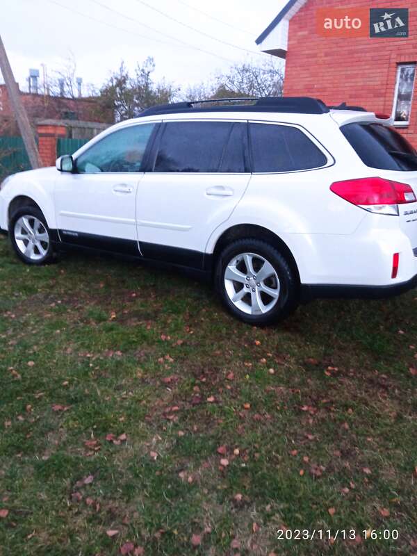 Универсал Subaru Outback 2013 в Чернигове