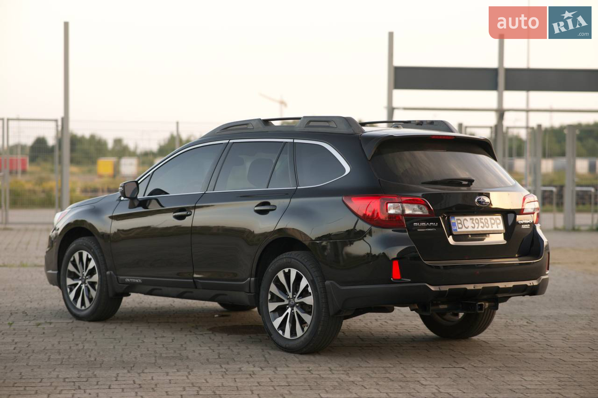 2015 Subaru Outback - мініатюра 7