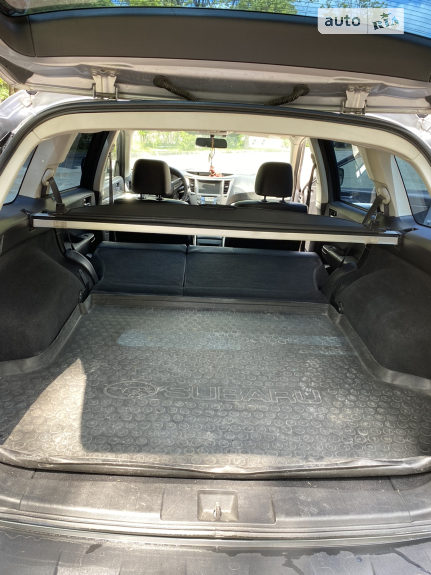 2011 Subaru Outback - мініатюра 19