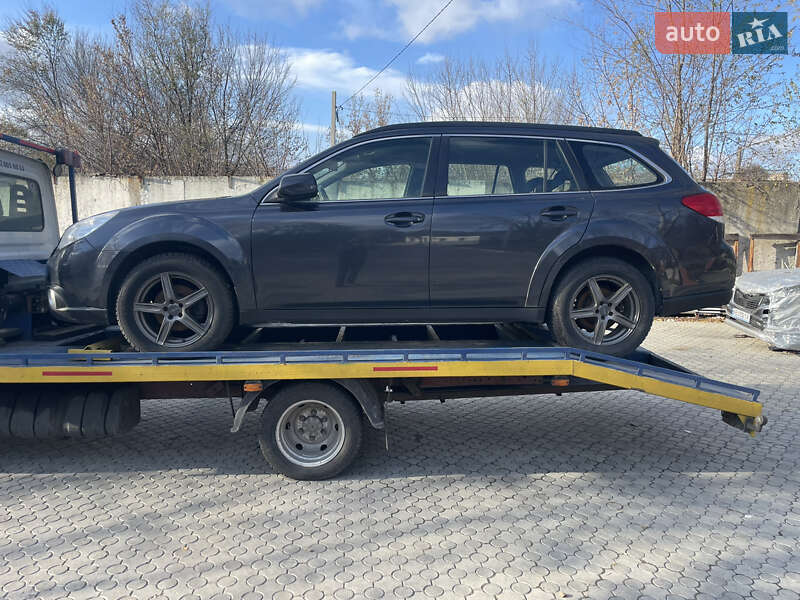 Універсал Subaru Outback 2010 в Дніпрі