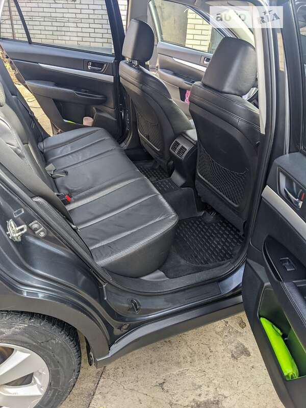 Универсал Subaru Outback 2011 в Жмеринке