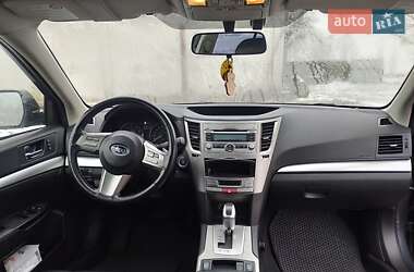 Універсал Subaru Outback 2011 в Житомирі
