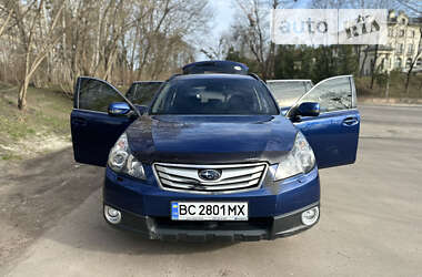 Универсал Subaru Outback 2010 в Львове