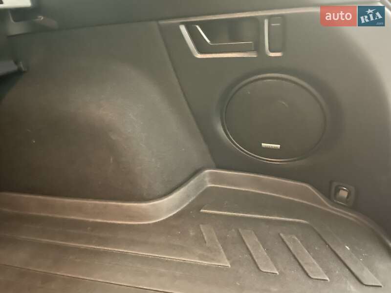 Универсал Subaru Outback 2016 в Киеве фото 14 Универсал Subaru Outback 2016 в Киеве