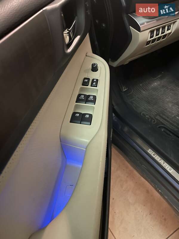 Универсал Subaru Outback 2016 в Киеве фото 32 Универсал Subaru Outback 2016 в Киеве