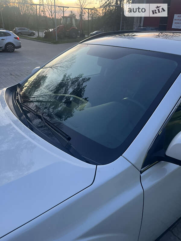 Универсал Subaru Outback 2013 в Львове