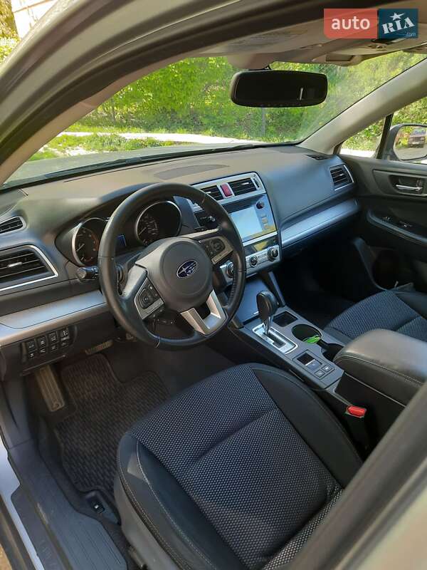 Універсал Subaru Outback 2015 в Чернівцях