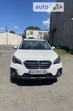 Универсал Subaru Outback 2018 в Киеве