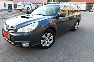 Универсал Subaru Outback 2012 в Тячеве