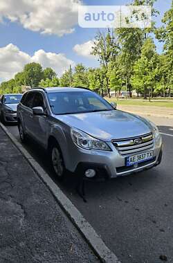 Універсал Subaru Outback 2013 в Кам'янському