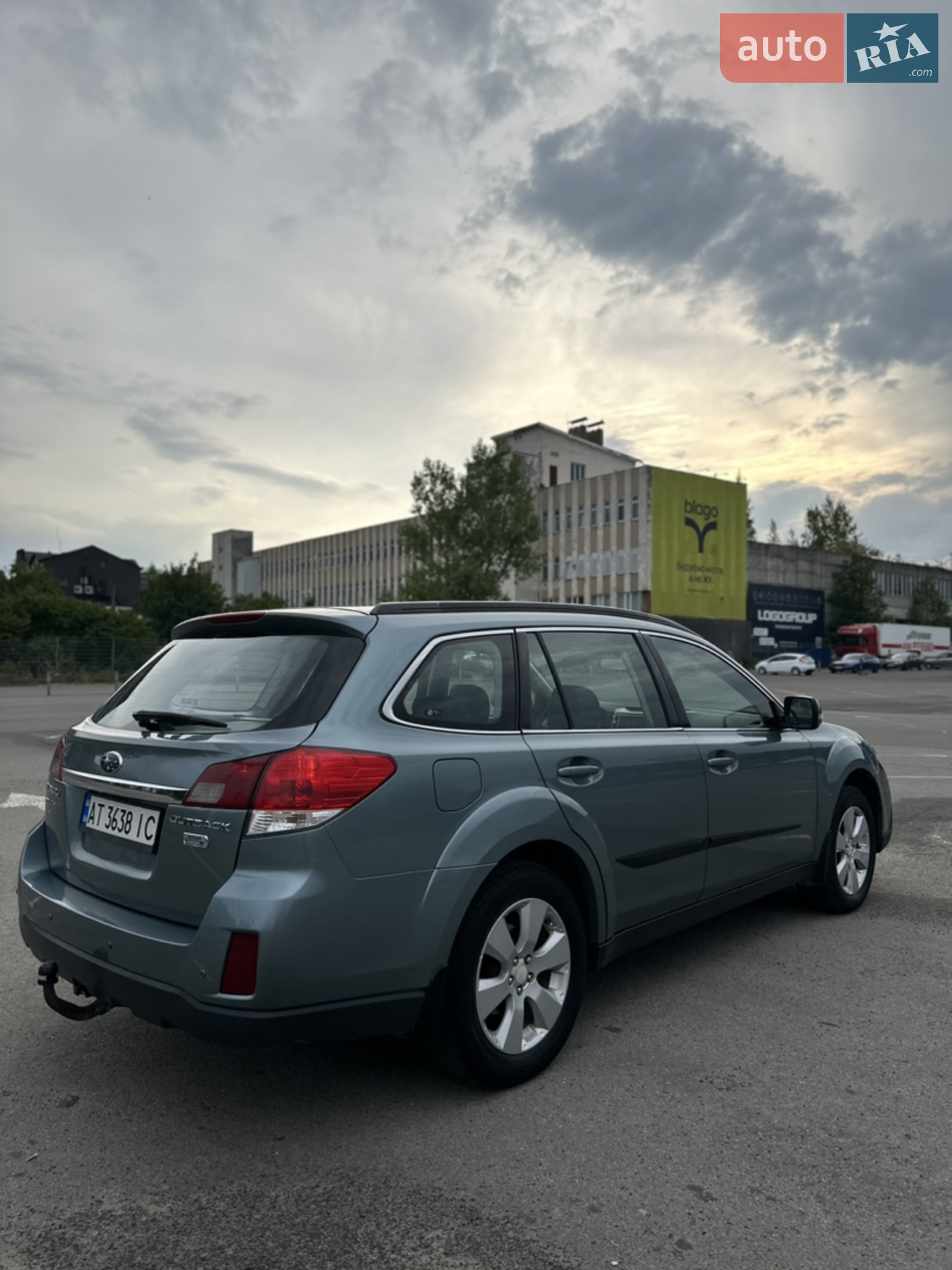 2010 Subaru Outback - мініатюра 5