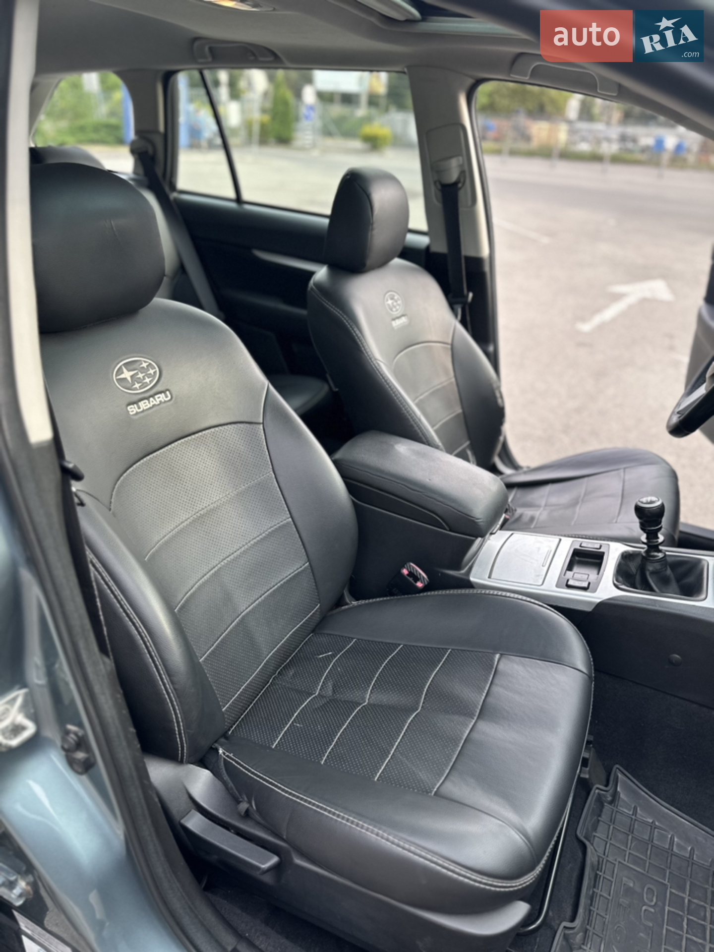 2010 Subaru Outback - мініатюра 19