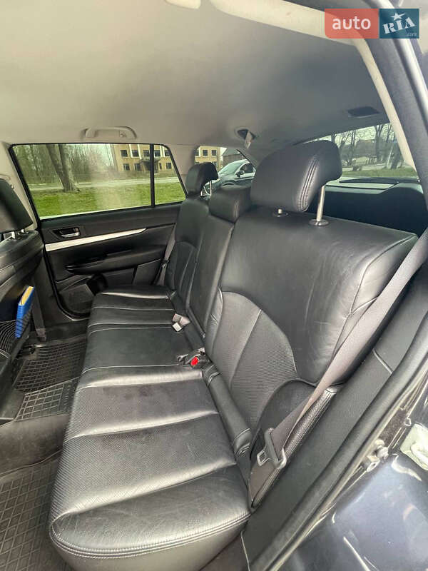 Универсал Subaru Outback 2010 в Дрогобыче