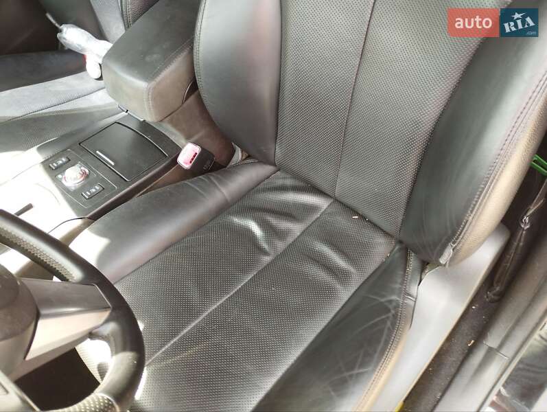 Універсал Subaru Outback 2010 в Києві