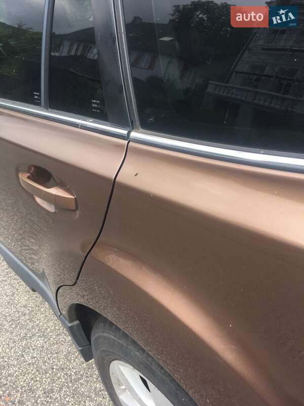 Универсал Subaru Outback 2012 в Полтаве